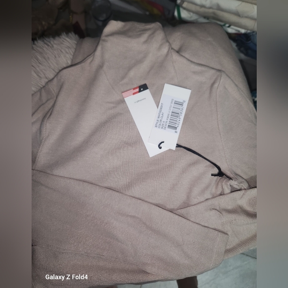 Chic Ivory Long Sleeve Dress - Picture 2 of 4